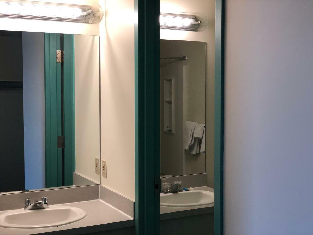 Westwind Motor Inn Drayton Valley Zewnętrze zdjęcie